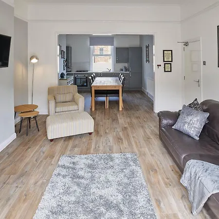 Glencoe Holiday Apartament *