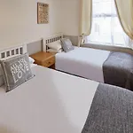 Apartment Glencoe Holiday Apartments Whitby *