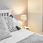 Glencoe Holiday Apartments Whitby