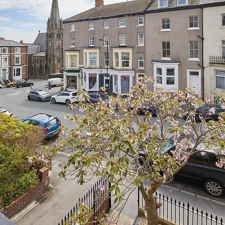 Glencoe Holiday Apartments Whitby Apartment