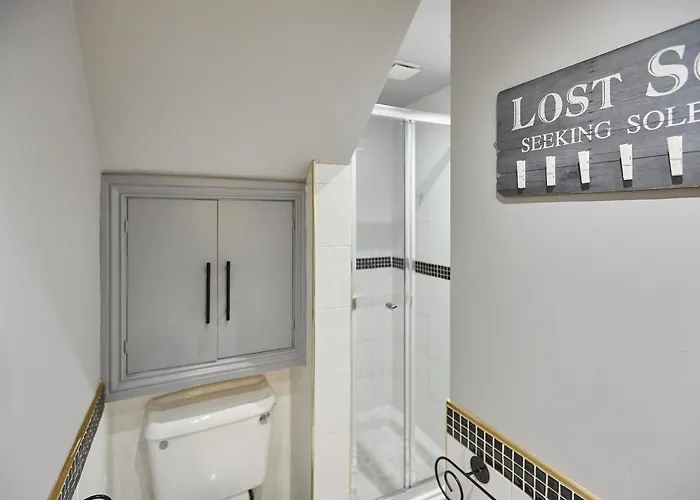 Glencoe Holiday * ウィットビー